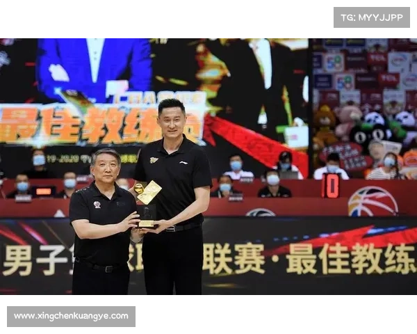 双塔困局！宫鲁鸣豪言遭反噬，女篮崩盘未暂停痛失决赛